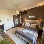 Les Lamartine-chambres D'hotes 4*
