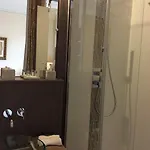 بيت ضيافة Les Lamartine-chambres D'hotes 4*