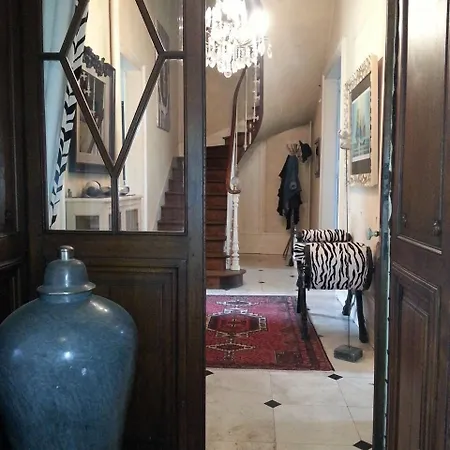 Les Lamartine-chambres D'hotes 4*