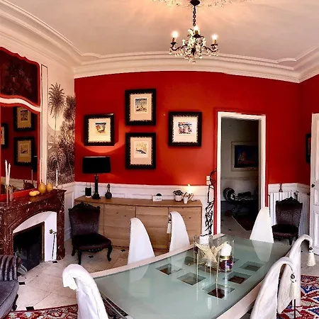 Gæstehus Les Lamartine-chambres D'hotes 4*