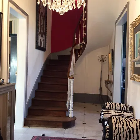 Les Lamartine-chambres D'hotes 4* Le Mans