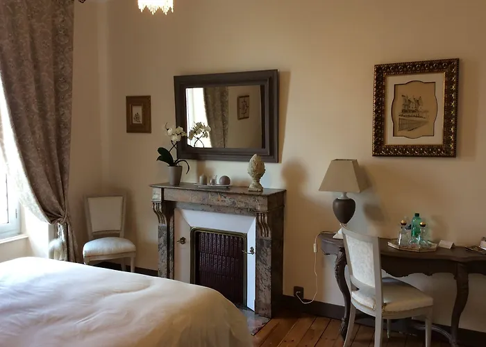 Les Lamartine-chambres D'hotes