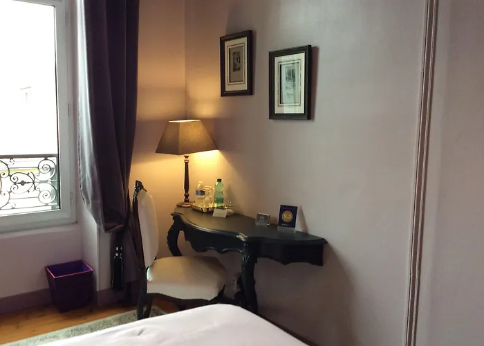 Les Lamartine-chambres D'hotes 4* לה מאנש