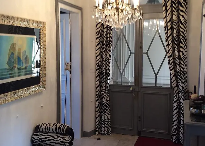 Les Lamartine-chambres D'hotes 4*