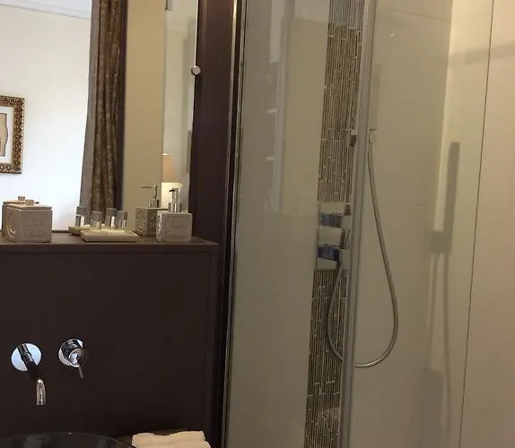 בית הארחה Les Lamartine-chambres D'hotes 4*