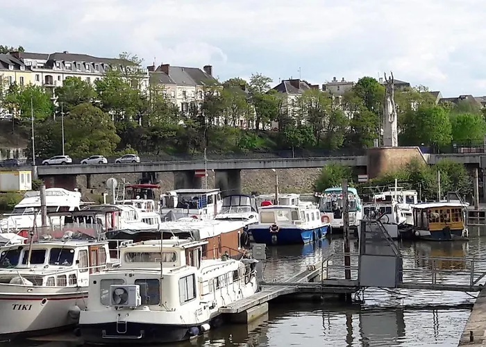 Les Lamartine-chambres D'hotes